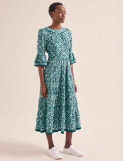 Elodie Cotton Blend Maxi Dress - Green Ditsy Carnation Print -The Modern Femme Sales AU24 D654 ELODIE GREENDITSYCARNATIONPRINT LS 20463