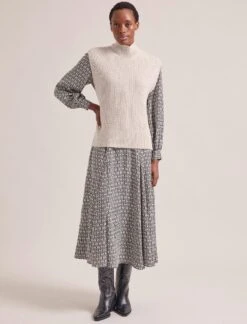 Janice Cashmere Blend Funnel Neck Sleeveless Jumper - Oatmeal -The Modern Femme Sales RSHT K157 JANICE OATMEAL LS 2301