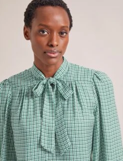 Aubrey Shirt - Ecru Green Houndstooth Print -The Modern Femme Sales SP24 S84 AUBREY ECRUGREENHOUNDSTOOTHPRINT LS 0123